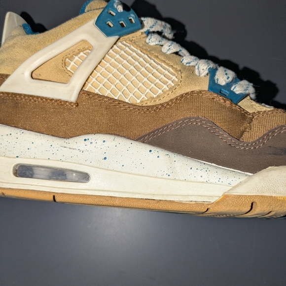 Youth Nike Air Jordan Reteo Brown and Cream Sneakers - Picture 6 of 13